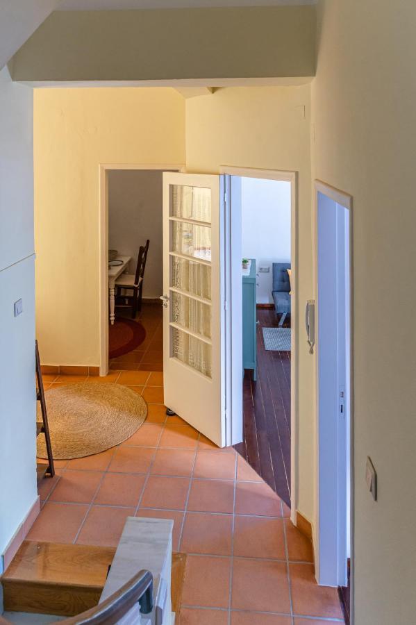 Casa de férias Traditional 2-storey μaisonette With Terrace