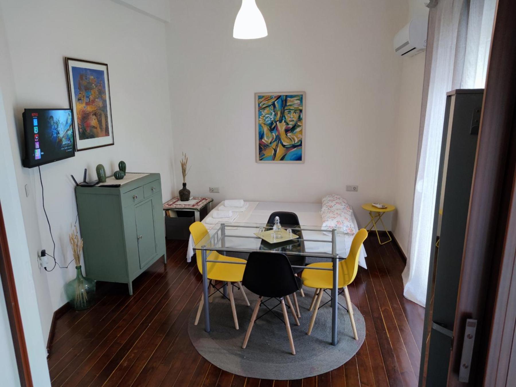 Traditional 2-storey μaisonette With Terrace Heraklion (Crete)